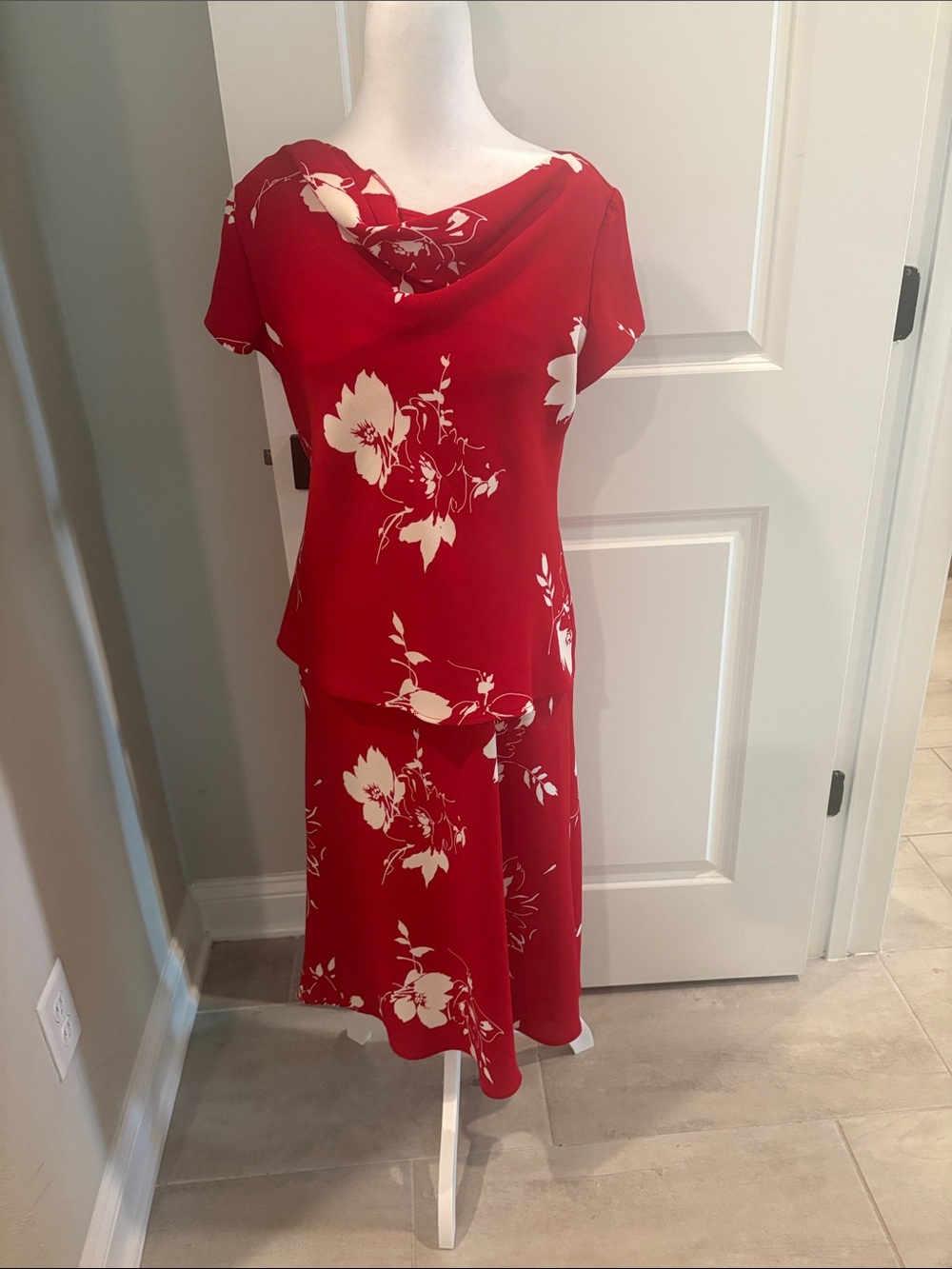 S.L. Fashions Red and White Floral Two-Piece Dress Set